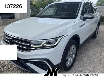 Gebraucht VW Tiguan Allspace S 150 PS (110 kW) 2023 Weiß SUV