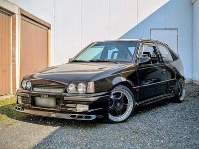 Usado Opel Kadett 150 HP (110 kW) 1991 Preto Sedan