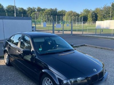 gebraucht BMW 318 i -