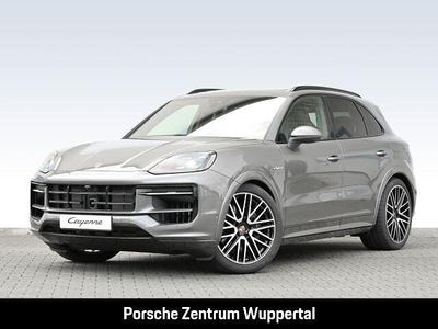 Quarzitgraumetallic Gebraucht 2024 Porsche Cayenne SUV | 131.730 €