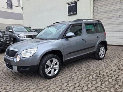Gebraucht Skoda Yeti Elegance 140 PS (102 kW) 2013 Seda steel/platin/steel grau SUV
