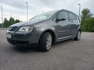 Gebraucht VW Touran Trendline 140 PS (102 kW) 2006 Grau Van / Kleinbus