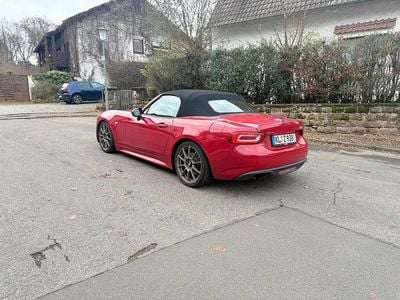 Fiat 124 Spider
