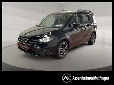 Gebraucht Mercedes T180 Progressive 116 PS (85 kW) 2024 Schwarz Van / Kleinbus