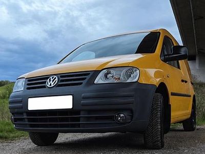 Second-hand VW Caddy 109 CP (80 kW) 2010 Galben Monovolum