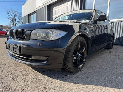 Gebraucht BMW 120 Lifestyle 177 PS (130 kW) 2011 Schwarz Kleinwagen