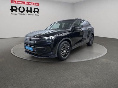 Grenadillschwarz metallic Gebraucht 2025 VW Tiguan Goal SUV | 35.970 € (Guter Preis)