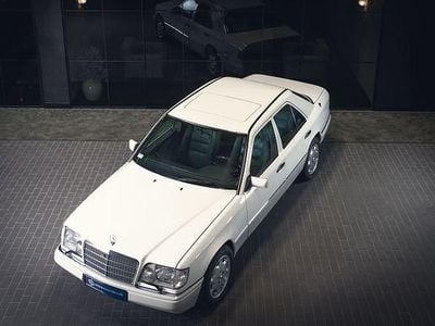 Gebraucht Mercedes E420 Avantgarde 279 PS (205 kW) 1995 Weiß Limousine
