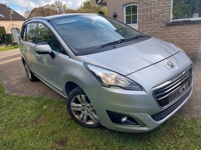 Usata Peugeot 5008 Allure 120 CV (88 kW) 2016 Grigio Monovolume