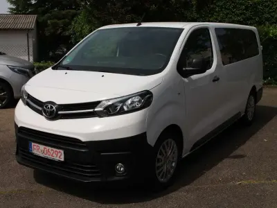 Gebraucht Toyota Proace Comfort 120 PS (88 kW) 2020 Weiss iii Van / Kleinbus