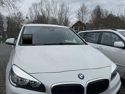 Gebraucht BMW 216 Active Tourer Advantage 102 PS (75 kW) 2017 Weiß Van / Kleinbus