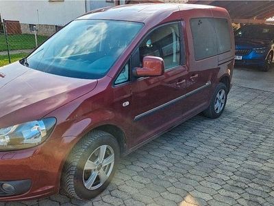 Gebraucht VW Caddy Startline 105 PS (77 kW) 2012 Rot Van / Kleinbus
