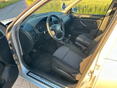 Gebraucht VW Golf IV Edition 75 PS (55 kW) 2000 Silber Limousine