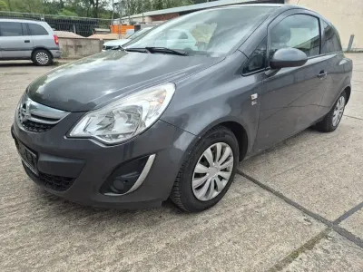 Gebraucht Opel Corsa 87 PS (63 kW) 2012 Grau Kleinwagen