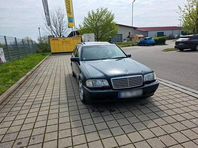 Second-hand Mercedes C230 193 CP (141 kW) 1997 Negru Break