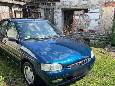 Gebraucht Ford Escort 66 PS (48 kW) 1998 Blau Limousine