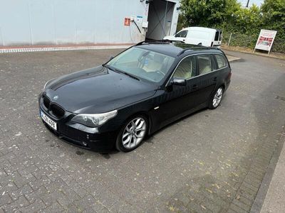 BMW 523