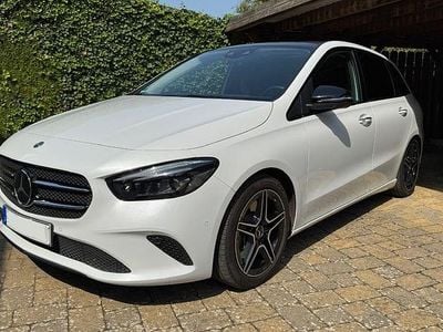 Mercedes B220