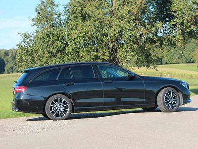 Mercedes E200