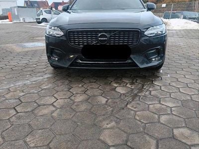 Schwarz Gebraucht 2018 Volvo V90 R-Design Kombi | 17.850 € (Etwas zu teuer)
