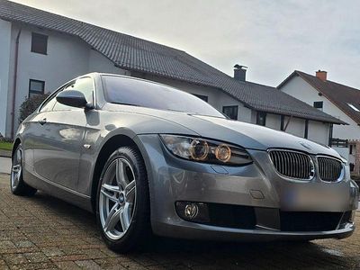 Gebraucht BMW 325 218 PS (160 kW) 2006 Grau Coupé