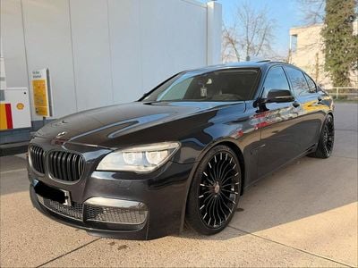 Gebraucht BMW 730 M Sport 258 PS (189 kW) 2014 Schwarz Limousine