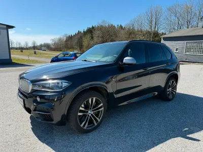 Gebraucht BMW X5 M50 Performance 381 PS (280 kW) 2014 Schwarz SUV