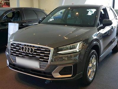 Gebraucht Audi Q2 115 PS (84 kW) 2018 Grau SUV