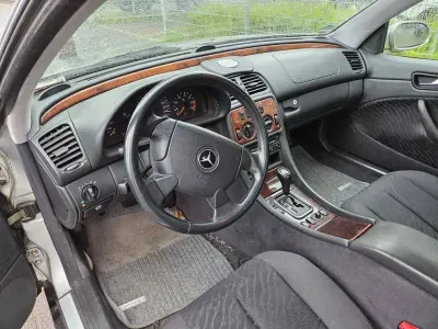 Gebraucht Mercedes CLK230 Elegance 193 PS (141 kW) 1998 Silber Coupé