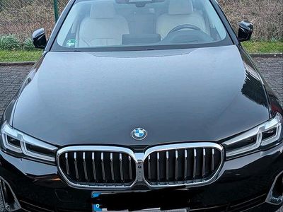 Gebraucht BMW 520 190 PS (139 kW) 2020 Schwarz Kombi