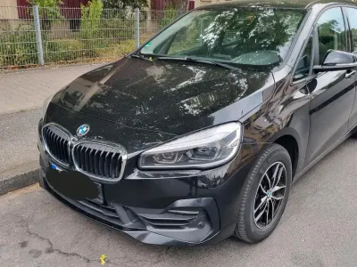 Gebraucht BMW 218 150 PS (110 kW) 2018 Schwarz Kombi