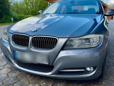 gebraucht BMW 320 i E90 Luxury Edition