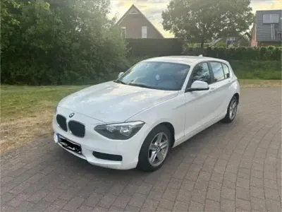Gebraucht BMW 116 116 PS (85 kW) 2012 Weiß Kleinwagen