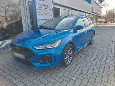 Gebraucht Ford Focus ST-Line X 125 PS (91 kW) 2023 Blau Limousine
