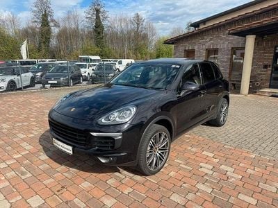 Gebraucht Porsche Cayenne Turbo 420 PS (308 kW) 2015 Schwarz SUV