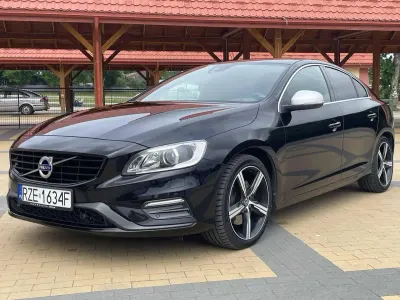 Gebraucht Volvo S60 R-Design 224 PS (164 kW) 2018 Schwarz Limousine