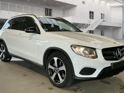 Gebraucht Mercedes GLC250 Exclusive 211 PS (155 kW) 2018 Weiß SUV