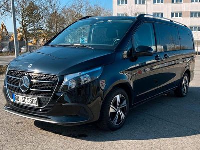 Usata Mercedes V220 163 CV (119 kW) 2024 Nero Monovolume