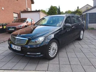 Gebraucht Mercedes C220 170 PS (125 kW) 2014 Schwarz Limousine