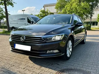 Używany VW Passat Highline 150 KM (110 kW) 2018 Brązowy Kombi