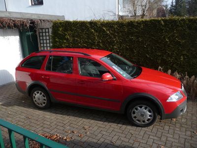 Gebraucht Skoda Octavia Scout Scout 4x4 160 PS (117 kW) 2009 Rot Kombi