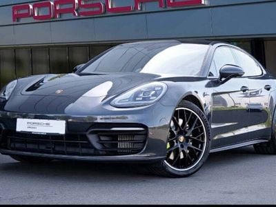 Porsche Panamera 4