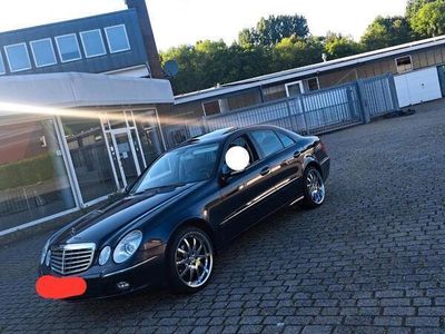 Mercedes E280