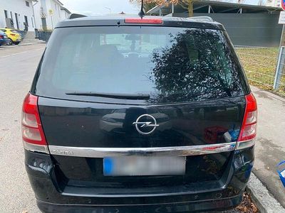 Gebraucht Opel Zafira 150 PS (110 kW) 2008 Schwarz Van / Kleinbus