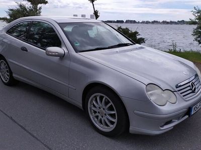 Mercedes C180