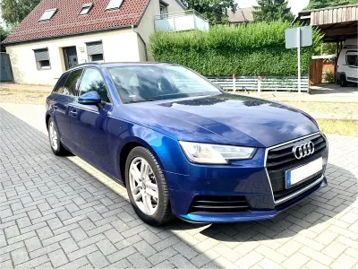 Gebraucht Audi A4 150 PS (110 kW) 2017 Blau Kombi