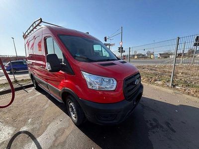 Gebraucht Ford Transit 107 PS (78 kW) 2019 Rot Limousine