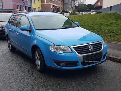 Gebraucht VW Passat Trendline 110 PS (80 kW) 2010 Blau Kombi