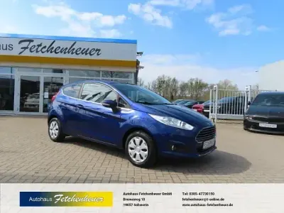 Gebraucht Ford Fiesta 125 PS (91 kW) 2016 Blau Kleinwagen