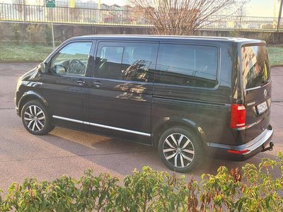 Gebraucht VW Multivan Highline 204 PS (150 kW) 2017 Schwarz Van